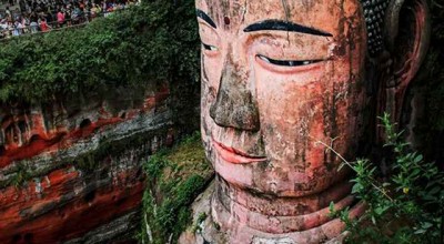 2026年属狗女孩订婚吉日 2026年属狗女孩订婚吉日时间？