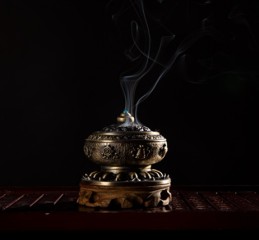 订婚六月吉日 6月订婚日子？